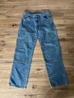 Dickies 33x 34 men’s double front work wear jeans. Preloved. Great condition!